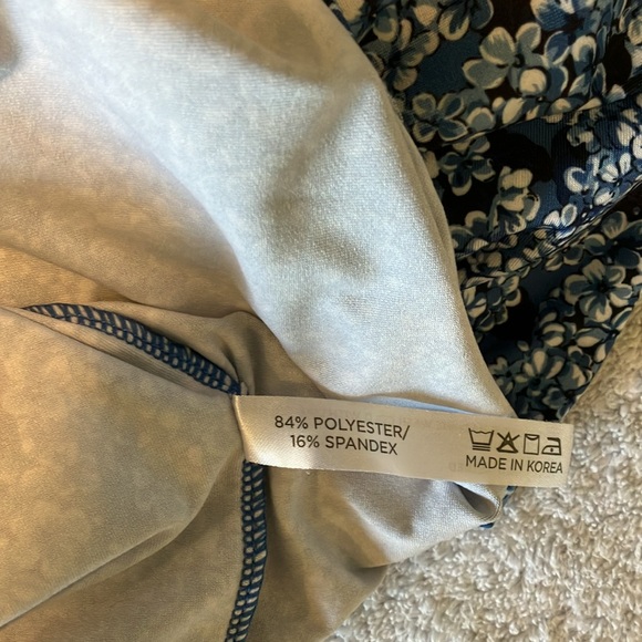 Tnuck Sport hydrangea Ryan tee - Picture 5 of 8